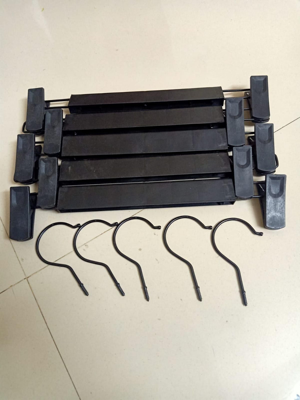 Black Adjustable Metal Hangers For Clothes (Pack of 5)