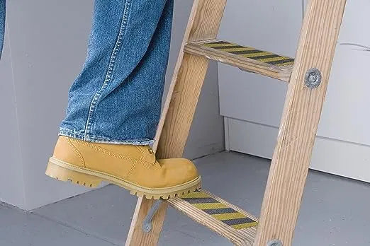 ANTI SLIP TAPE YELLOW
& BLACK 5CMX5M